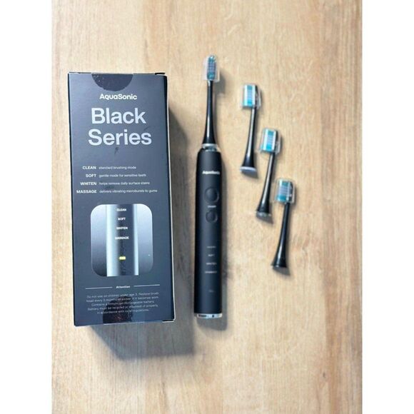 Ultra Whitening Toothbrush – ADA Accepted electric toothbrush- 8 Brush Heads. - Picture 2 of 5